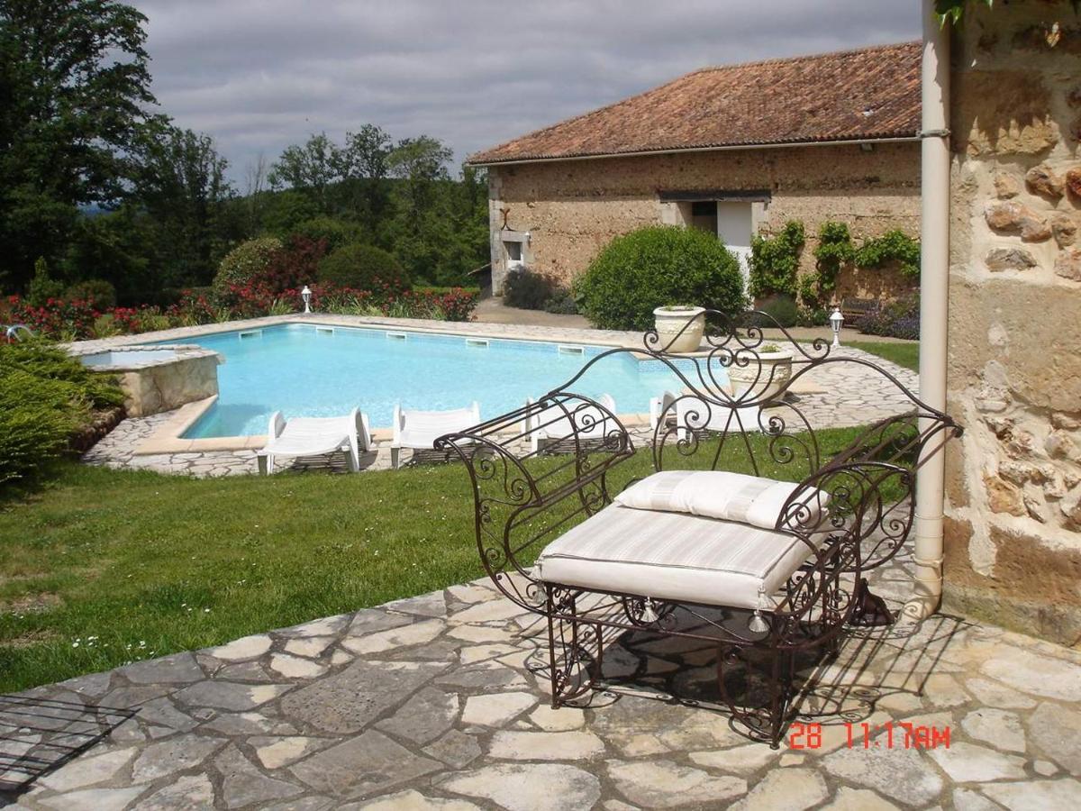 Gite 5/6 Personnes Aux Portes Du Perigord Villa Saint-Adjutory Luaran gambar